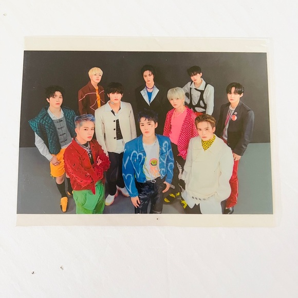 K-pop TREASURE 2 Photo Cards All members and HARUTO New - Picture 2 of 3